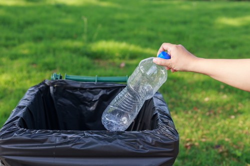 Residential rubbish removal in Newington Green